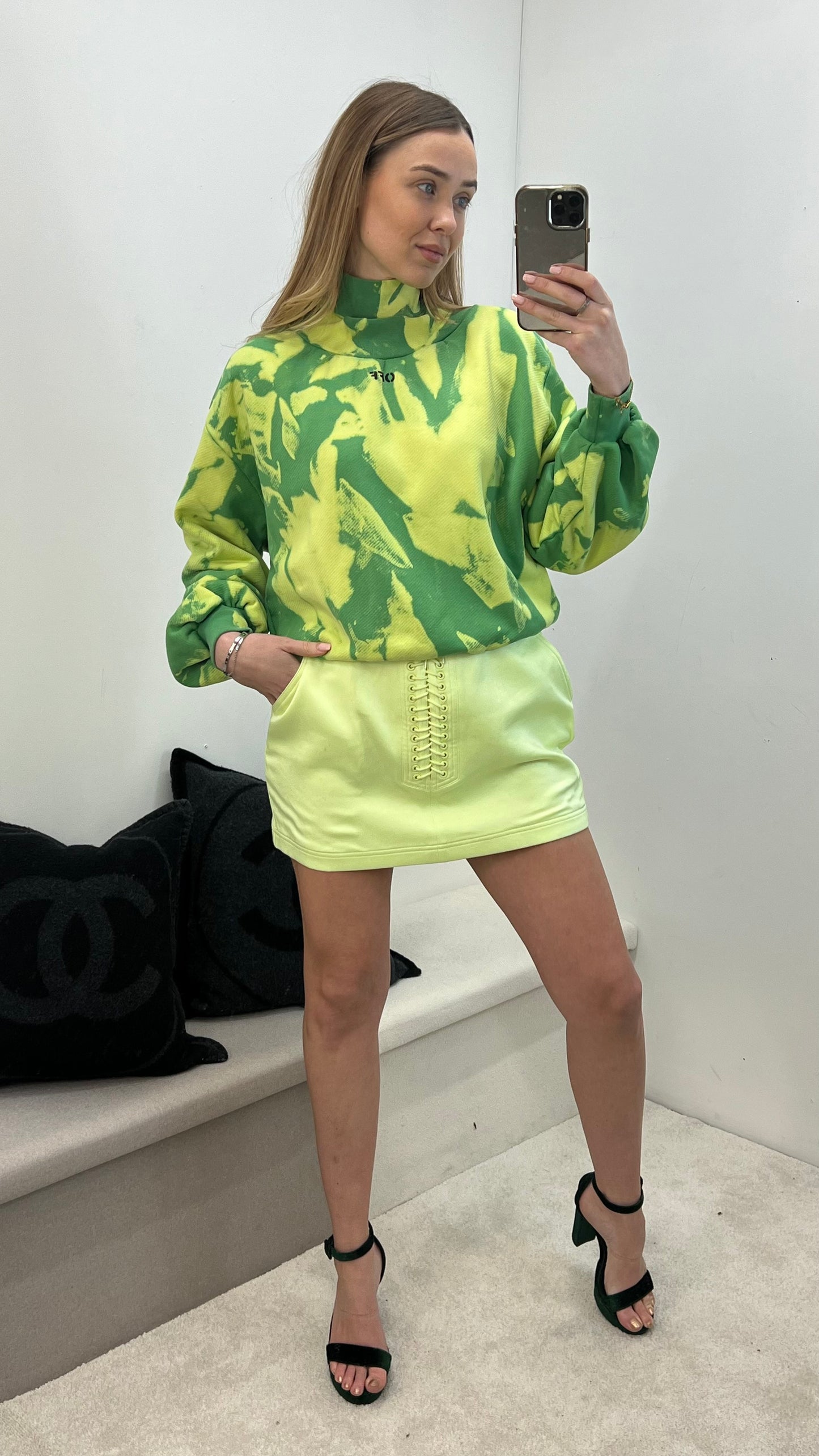 Off-White Green Tie Die Logo Jumper - Small