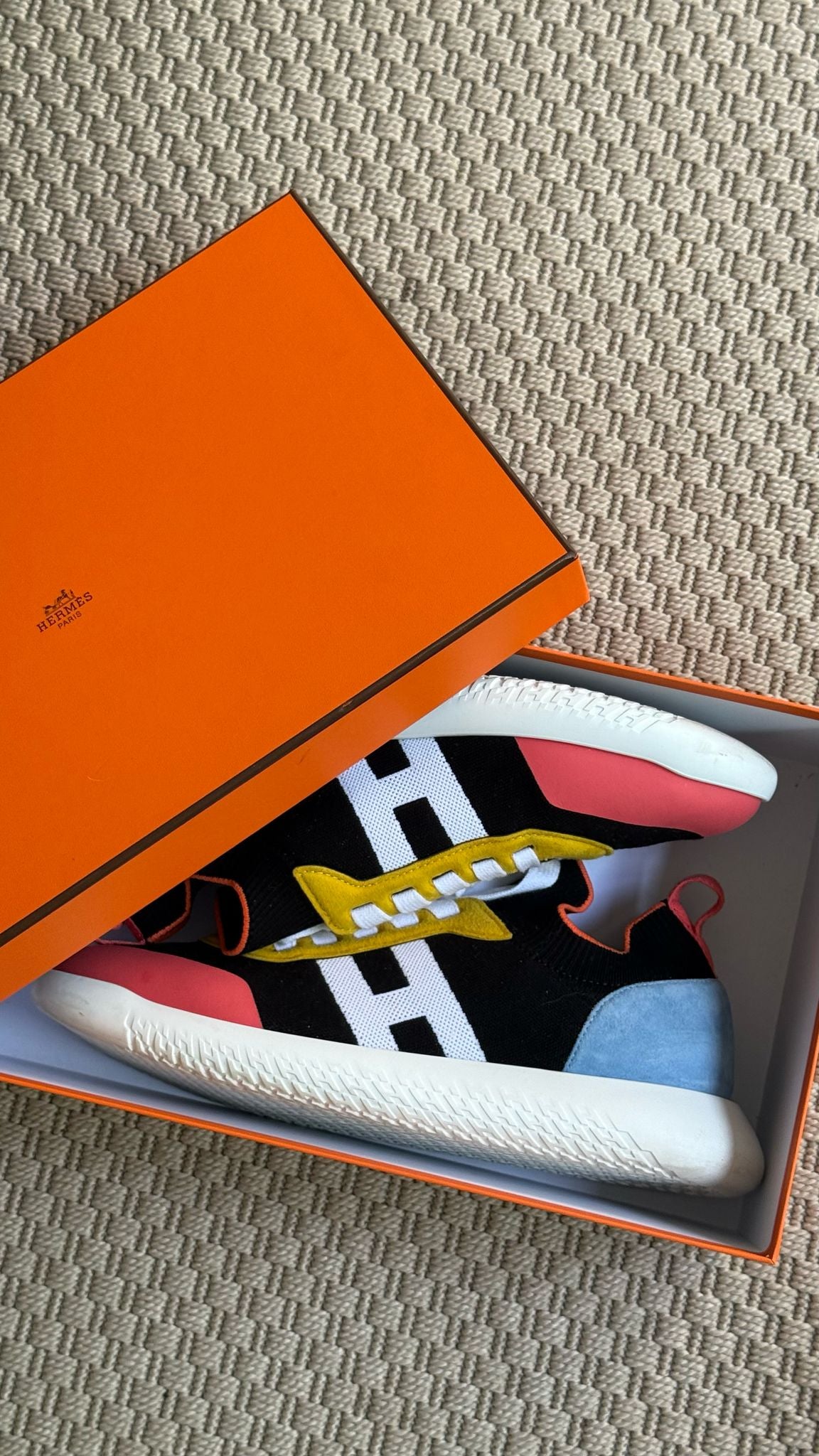 Hermes Black Multi Colour Crew Trainers- UK 10