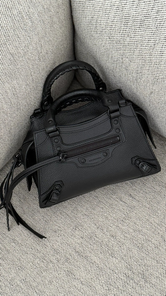 How Pre-Loved Designer Bags Are Dominating the Fashion Week Runways