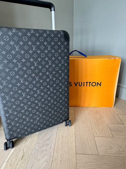 Louis Vuitton Horizon 70 suitcase