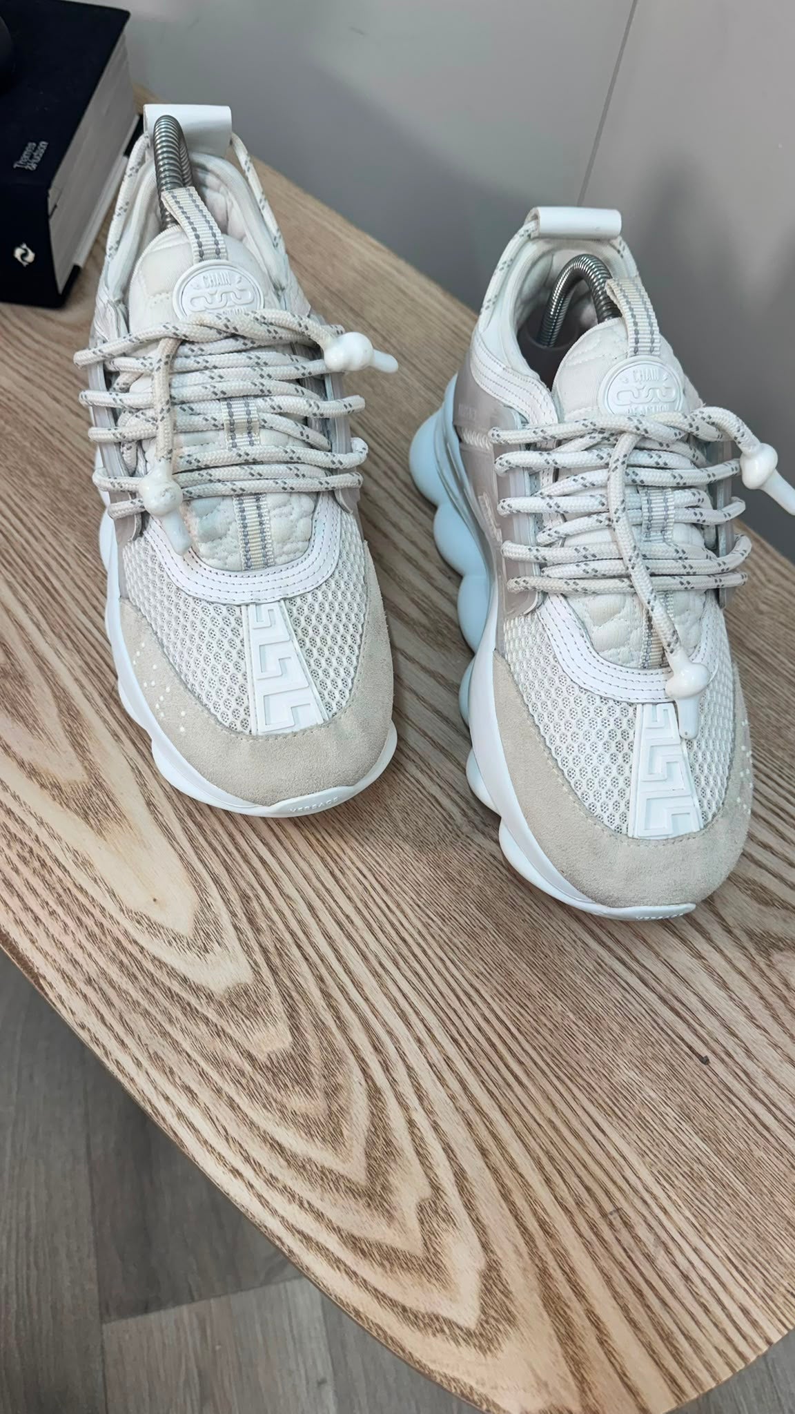 Versace Chain Reaction White Trainers – EU39 / UK6