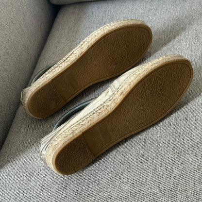 YSL Gold Metallic Espadrille Pumps – UK 6