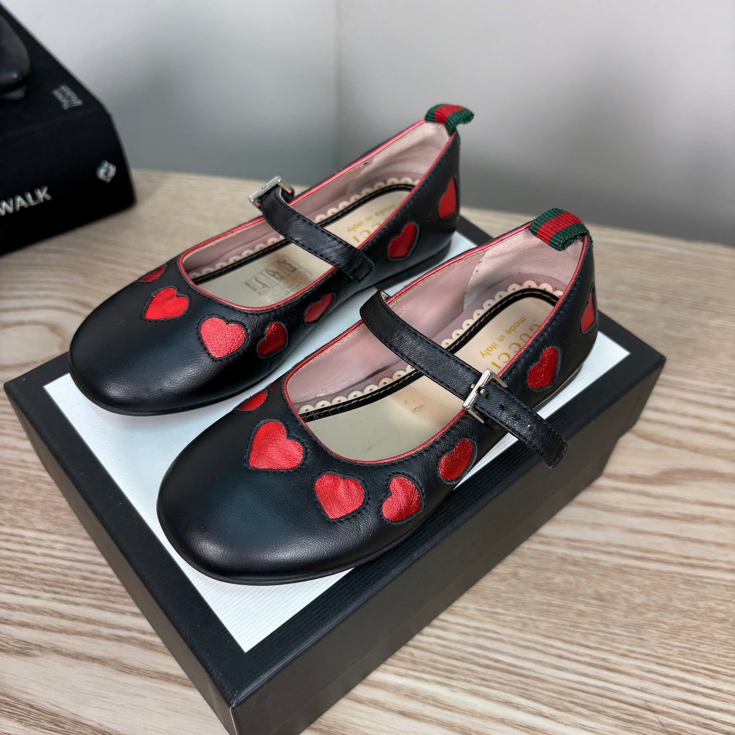 Kids Gucci Black Heart Dolly Shoes – New In Box EU 25 / UK 8 Kids
