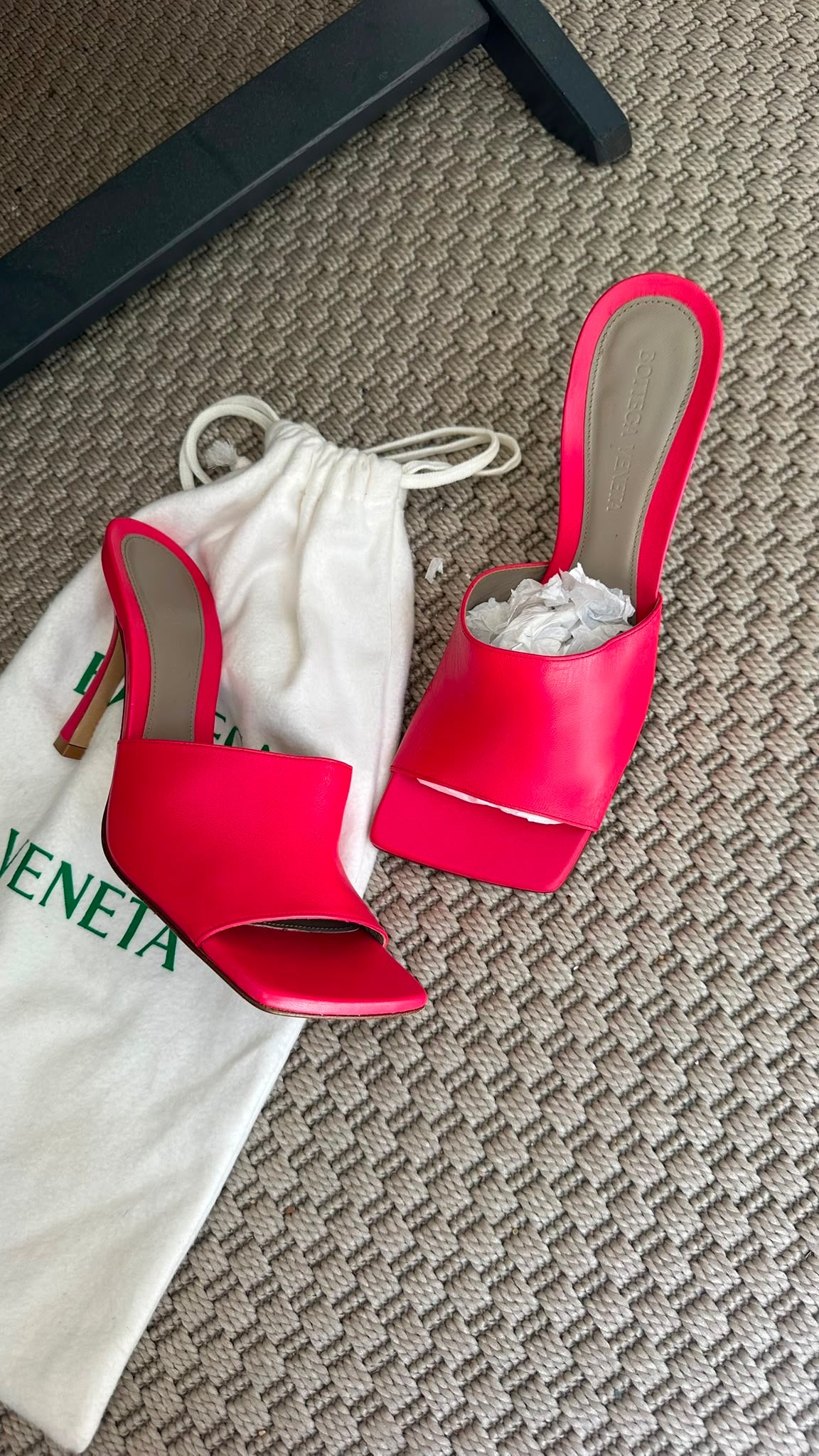 Bottega Veneta Red Square Toe Heels – EU 37 / UK 4