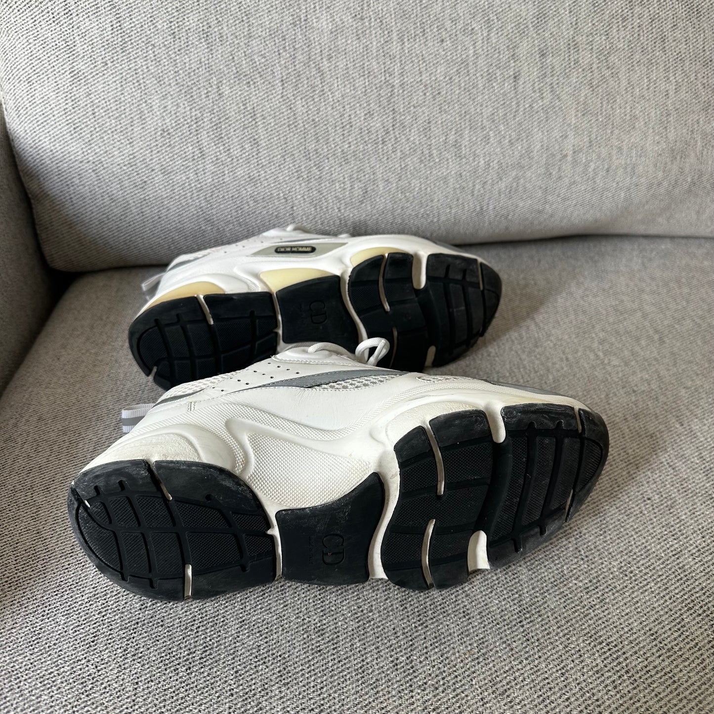 Dior White & Grey B22 Trainers- EU 40/ UK 6