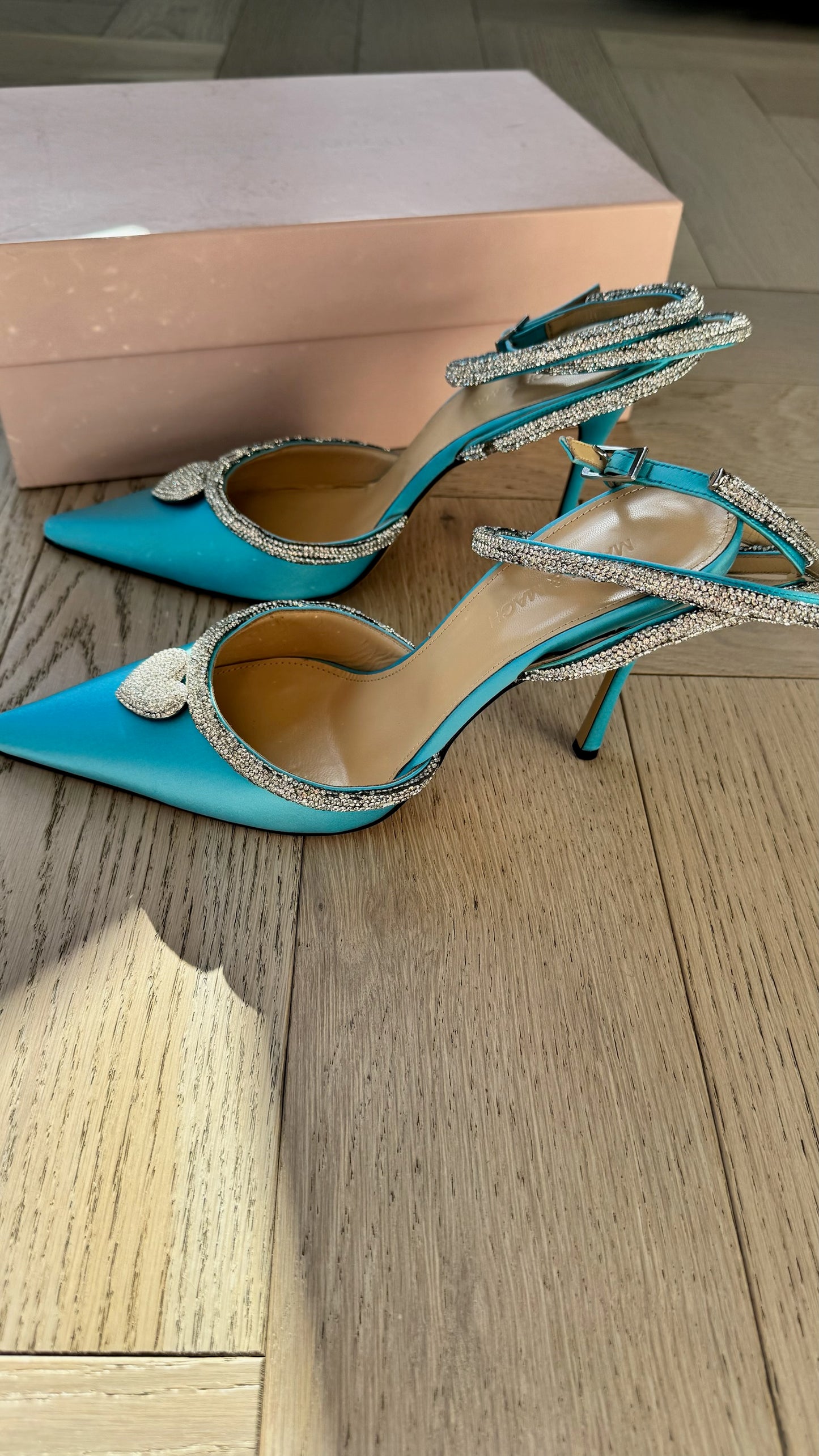 Mach & Mach Mach & Mach Crystal Heart Pointed Toe Pumps Blue Satin – EU 40/UK7