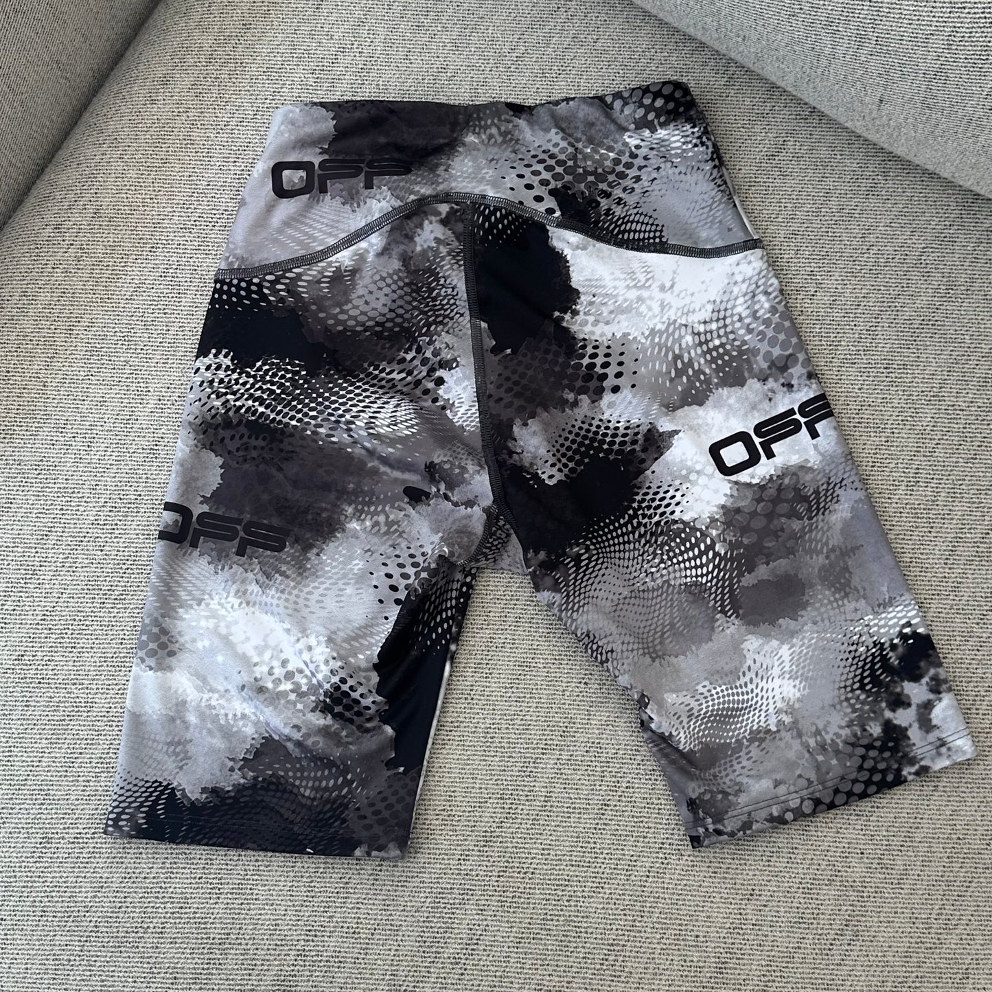 Off-White Active Printed Shorts Grey Black – Small. Brand New
