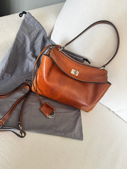 Balenciaga Rodeo Handbag Small in tan cowboy Vegetal tanned lambskin handbag , as new.