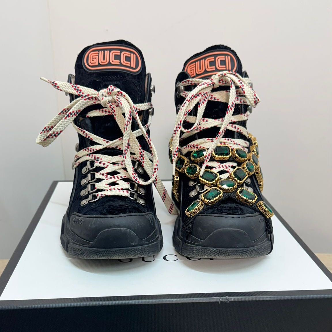 Gucci Black Crystal Velvet Flashtreck Chunky Boots – EU 37.5 / UK 4.5