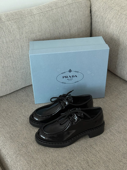 Prada Black Lace Up Loafers - Brand New 39/UK6