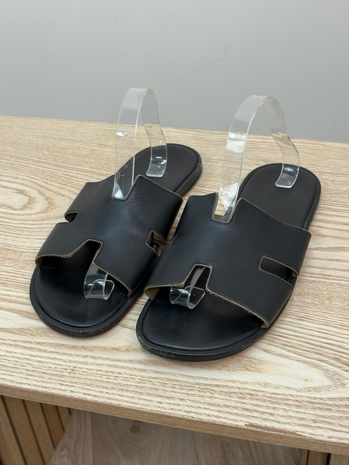 Hermès Black & Khaki Oran Leather Slider EU44/UK10