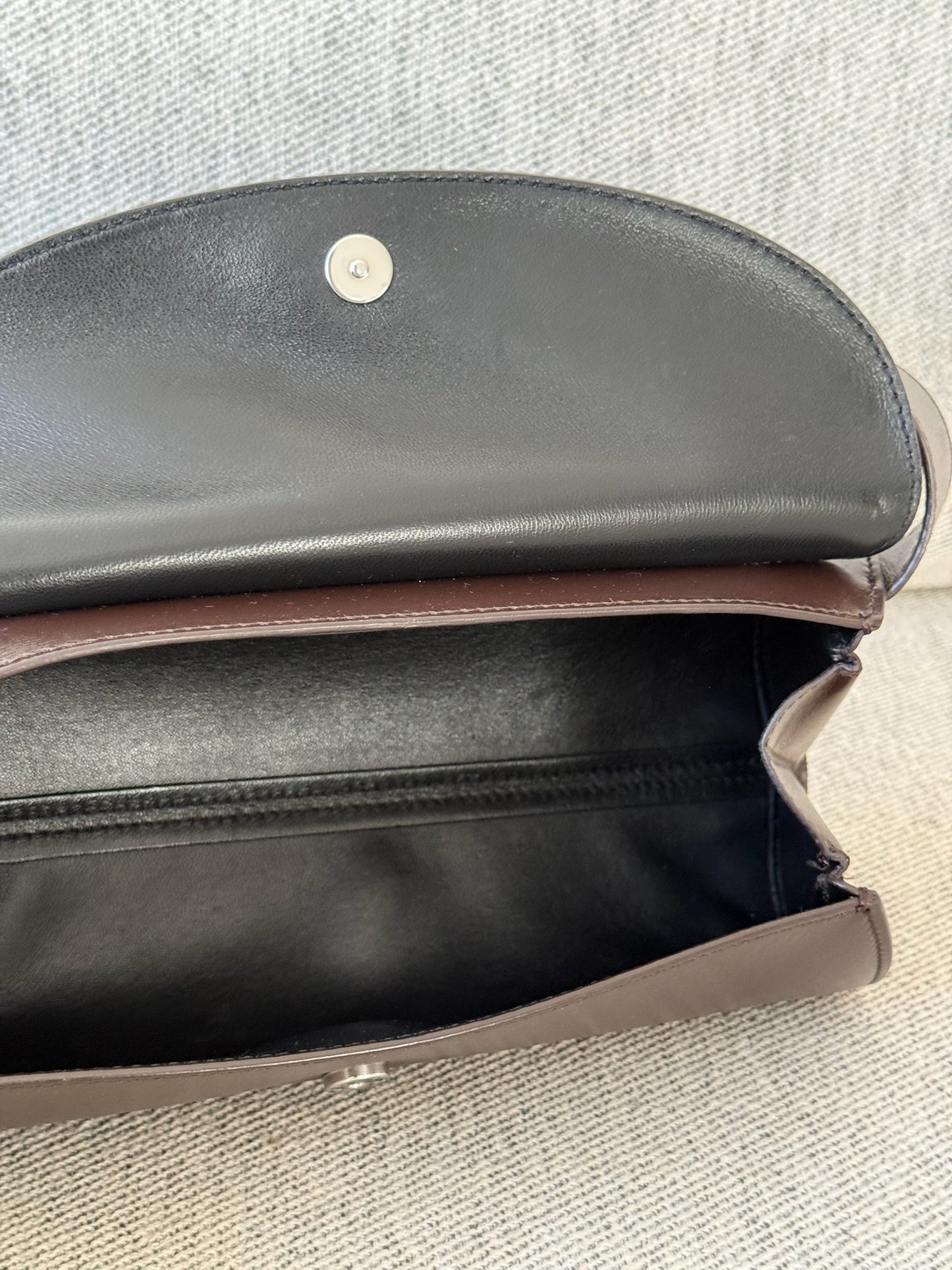 Jil Sanders Cannolo Leather Shoulder bag in Chocolate