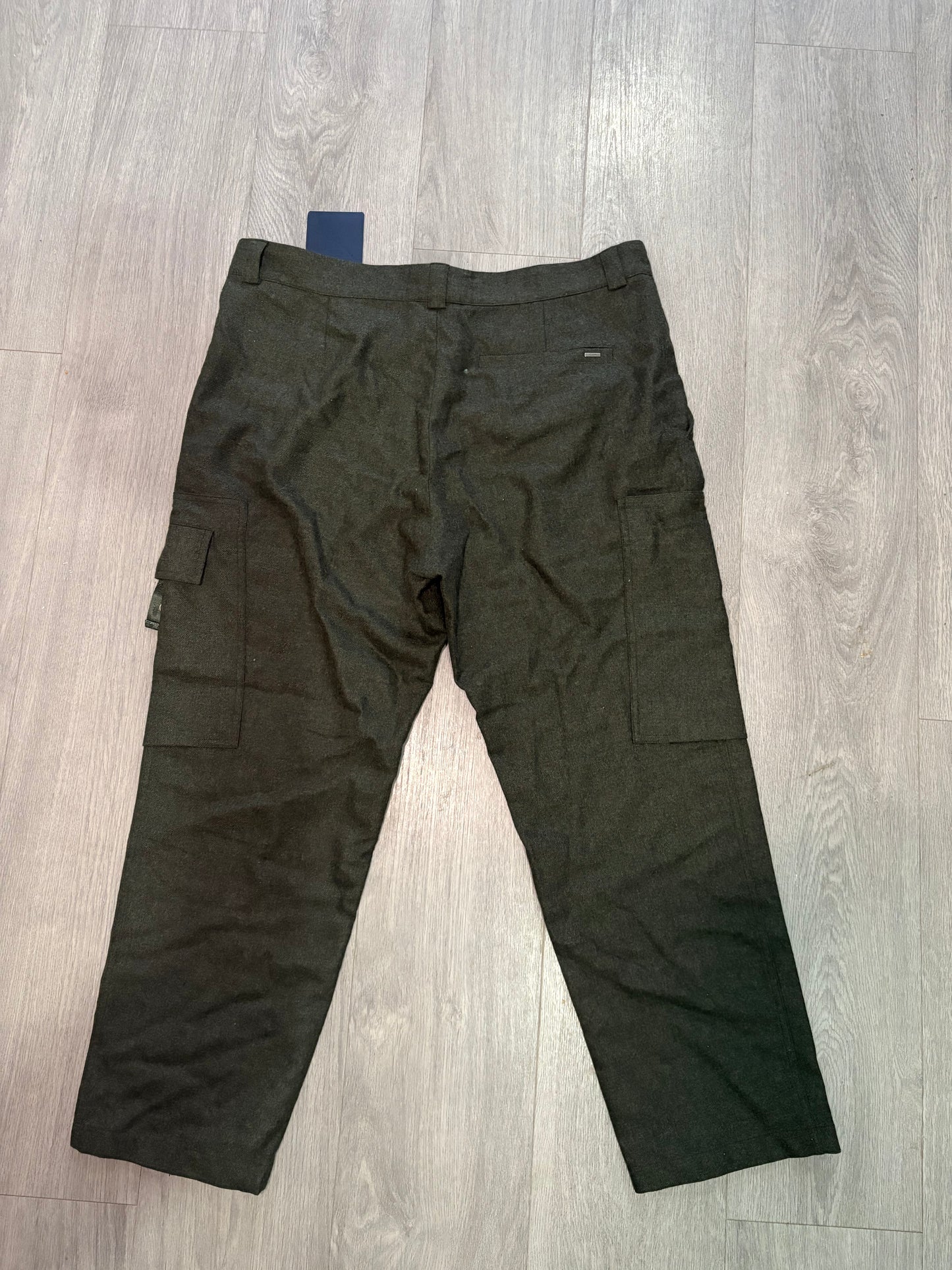 Louis Vuitton Grey Tailored Wool Cargo Trousers , brand new – IT 56