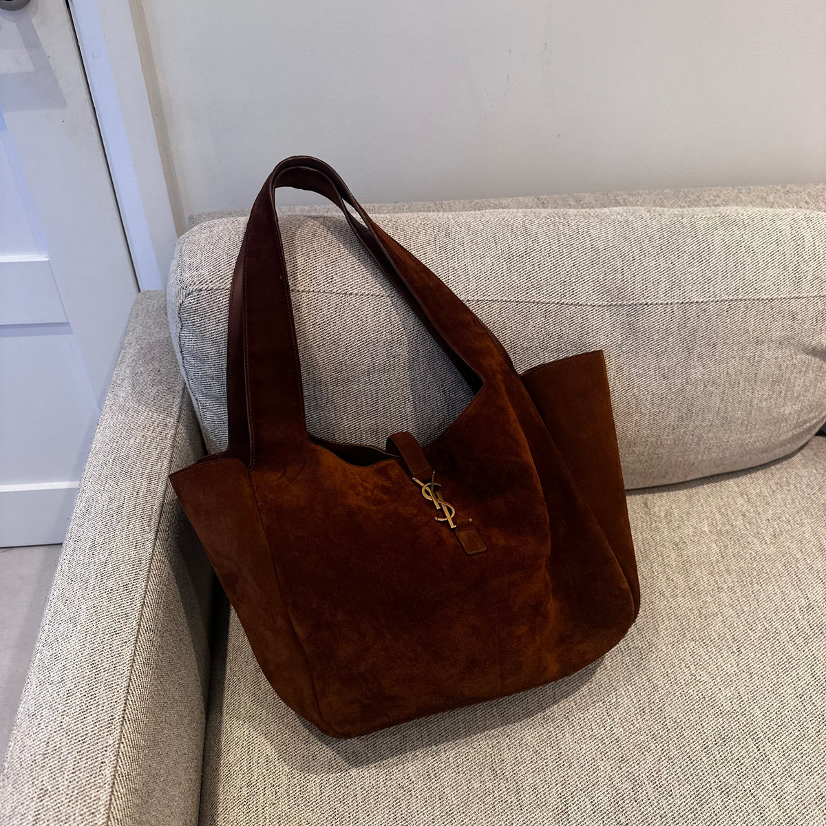Saint Laurent Le 5 À 7 Bea Suede Tote Bag