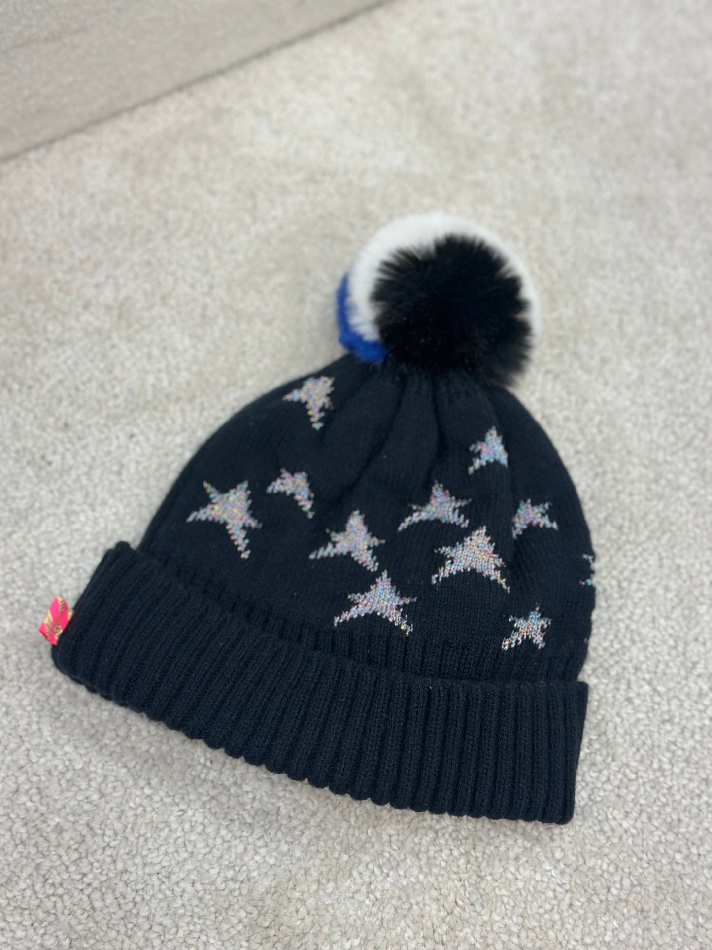 Kids Billie Blush Black Star Sequin Bobble Hat - Age 8/10