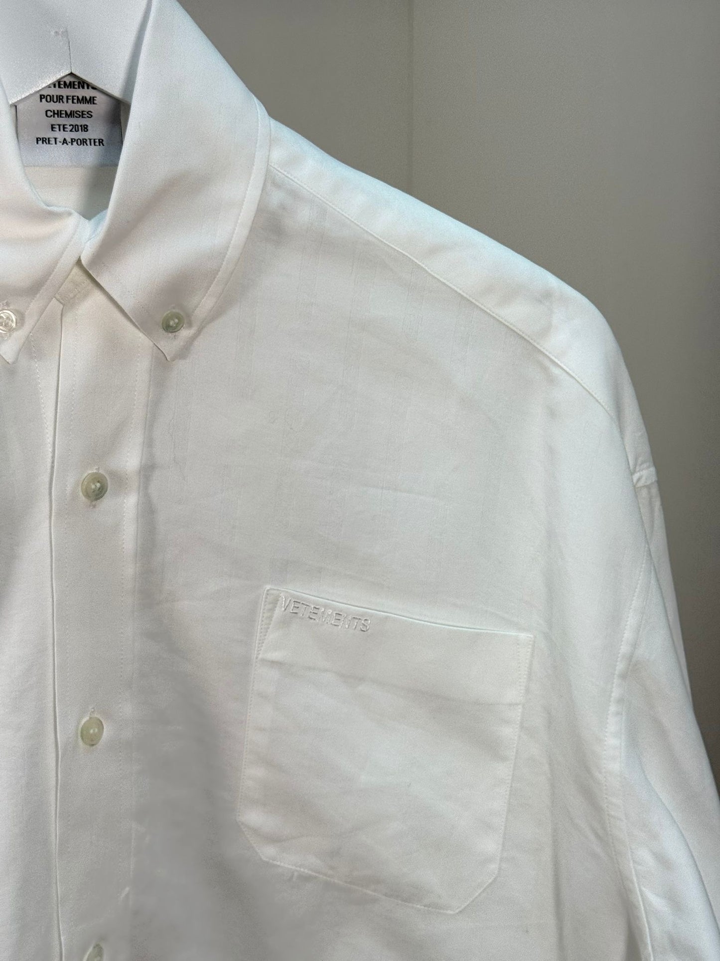 Vetements White Logo Collared Shirt - Small
