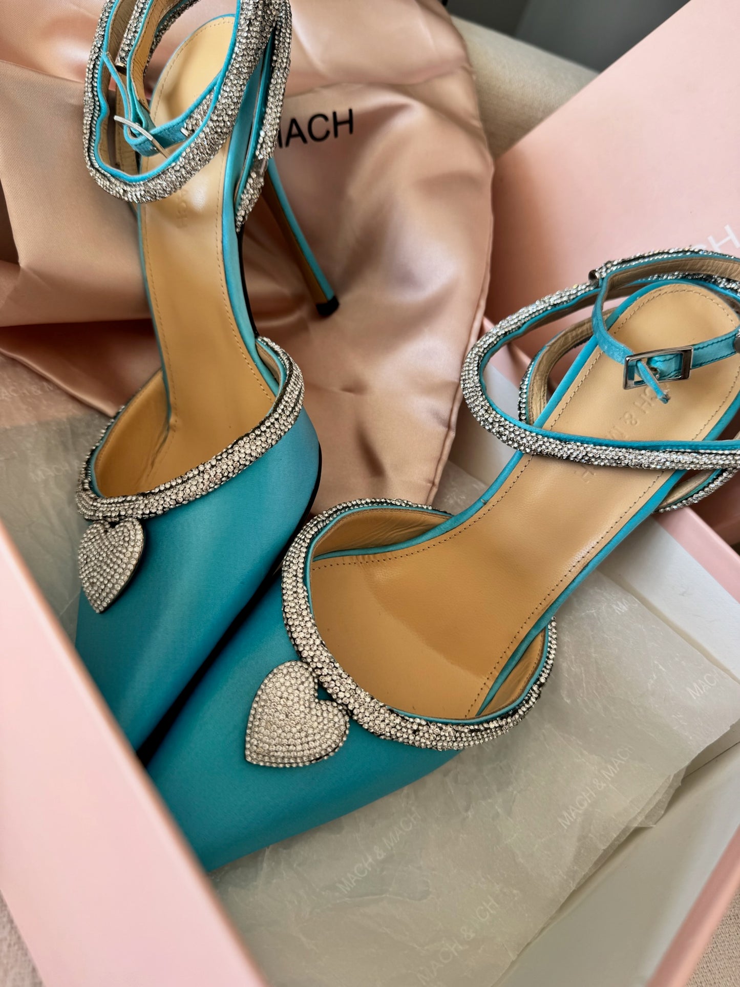 Mach & Mach Mach & Mach Crystal Heart Pointed Toe Pumps Blue Satin – EU 40/UK7