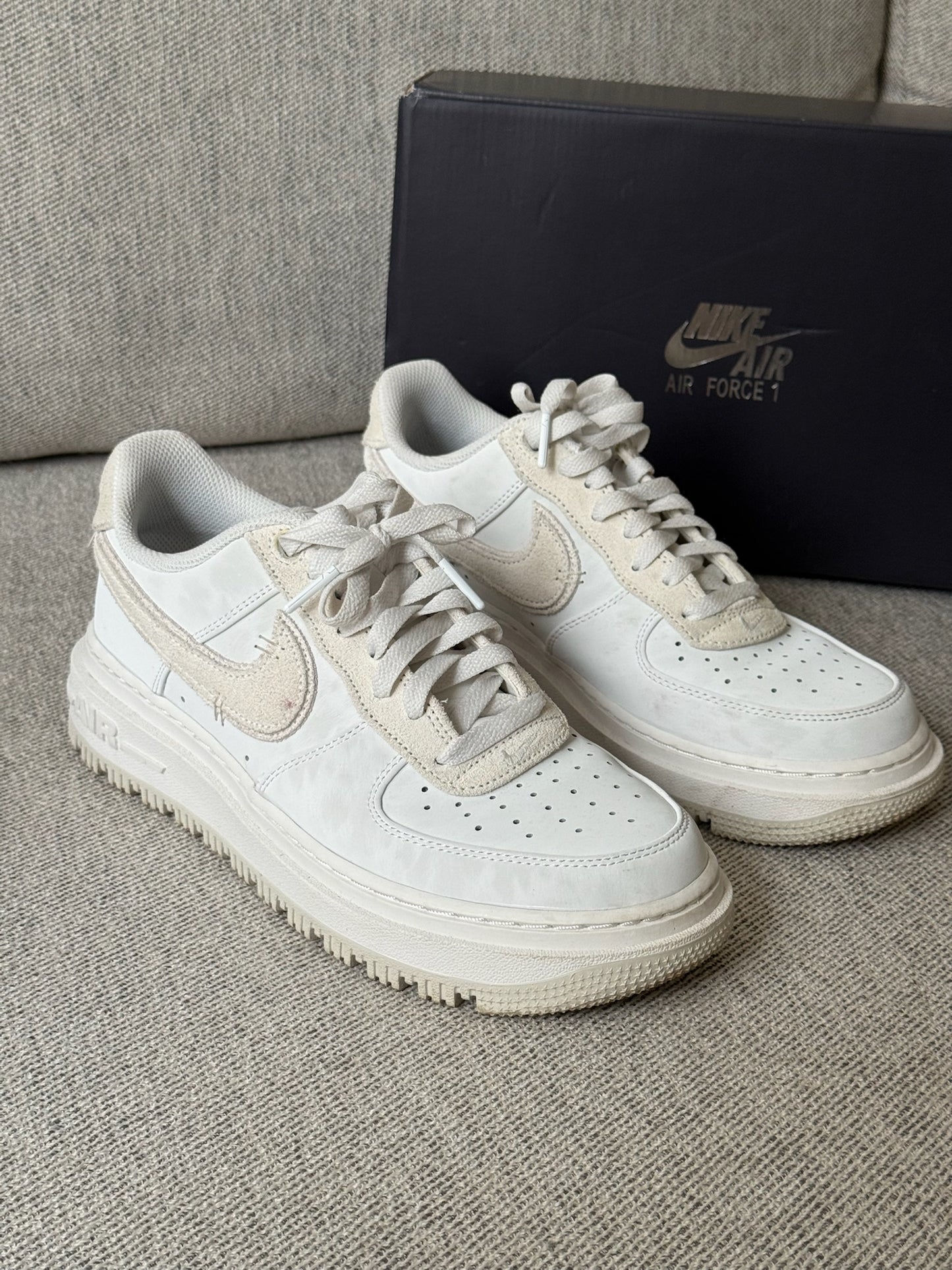 Nike Air Force 1 '07 Luxe Ghost White Trainers - UK 7.5