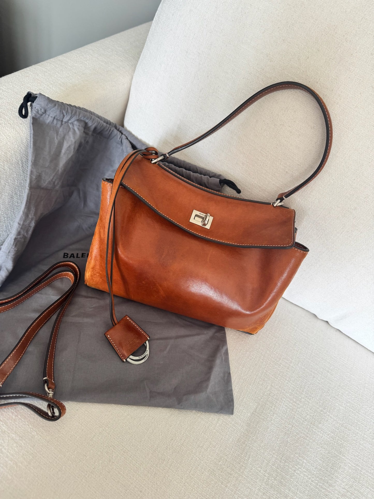 Balenciaga Rodeo Handbag Small in tan cowboy Vegetal tanned lambskin handbag , as new.