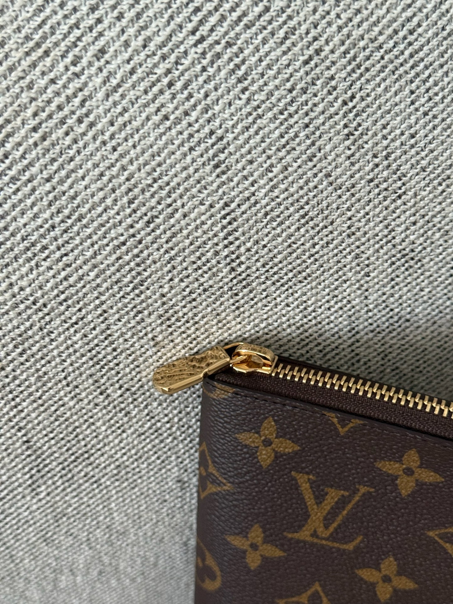 Louis Vuitton L Key Pouch- Brand New