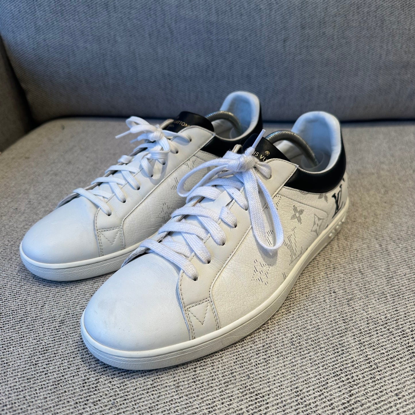 Louis Vuitton White Black Monogram Eclipse Trainers – UK 7.5