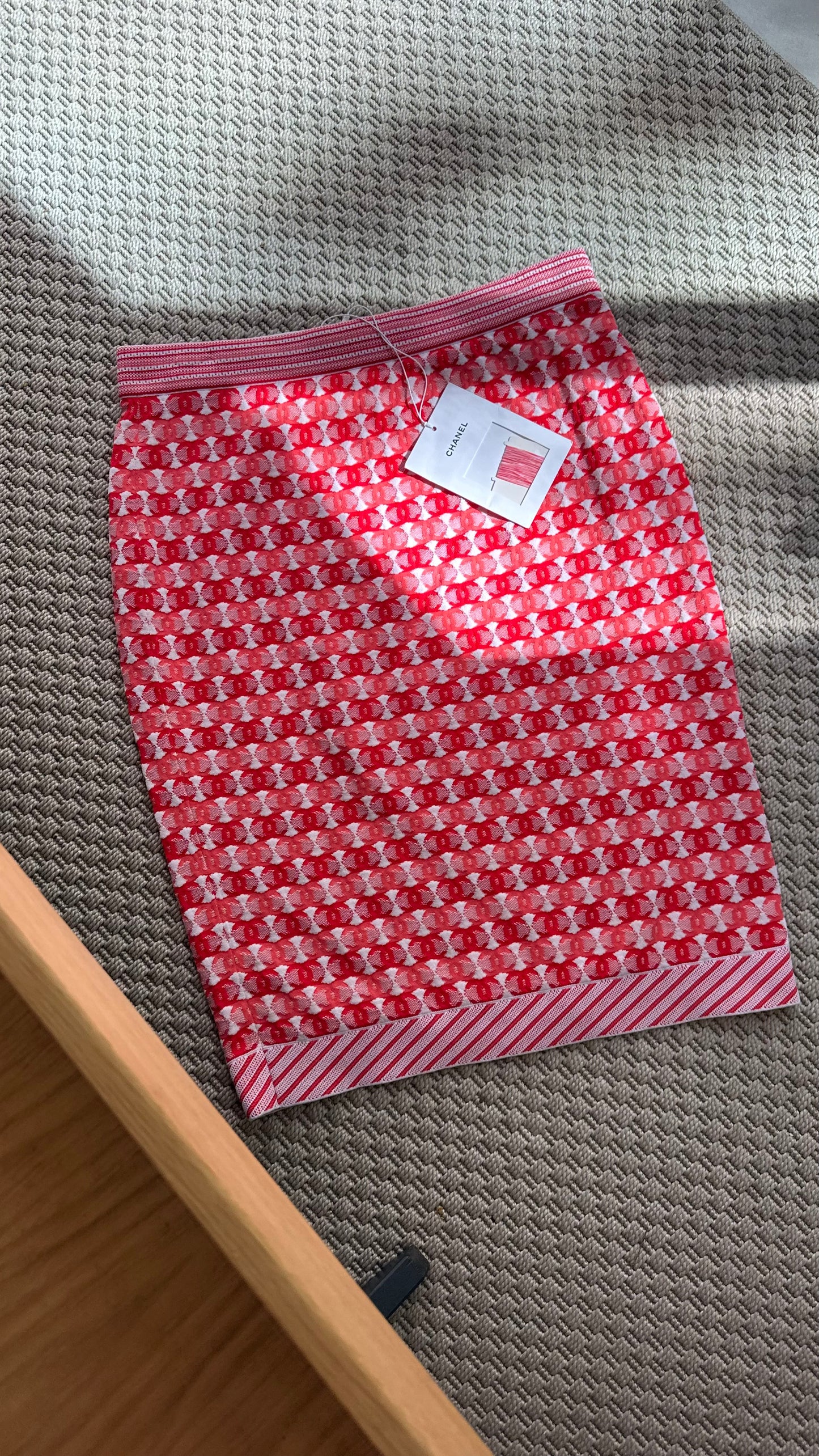 Chanel CC Logo Red Jacquard Skirt - New In Tags FR40 S/M