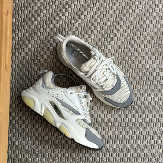 Dior White & Grey B22 Trainers- EU 40/ UK 6