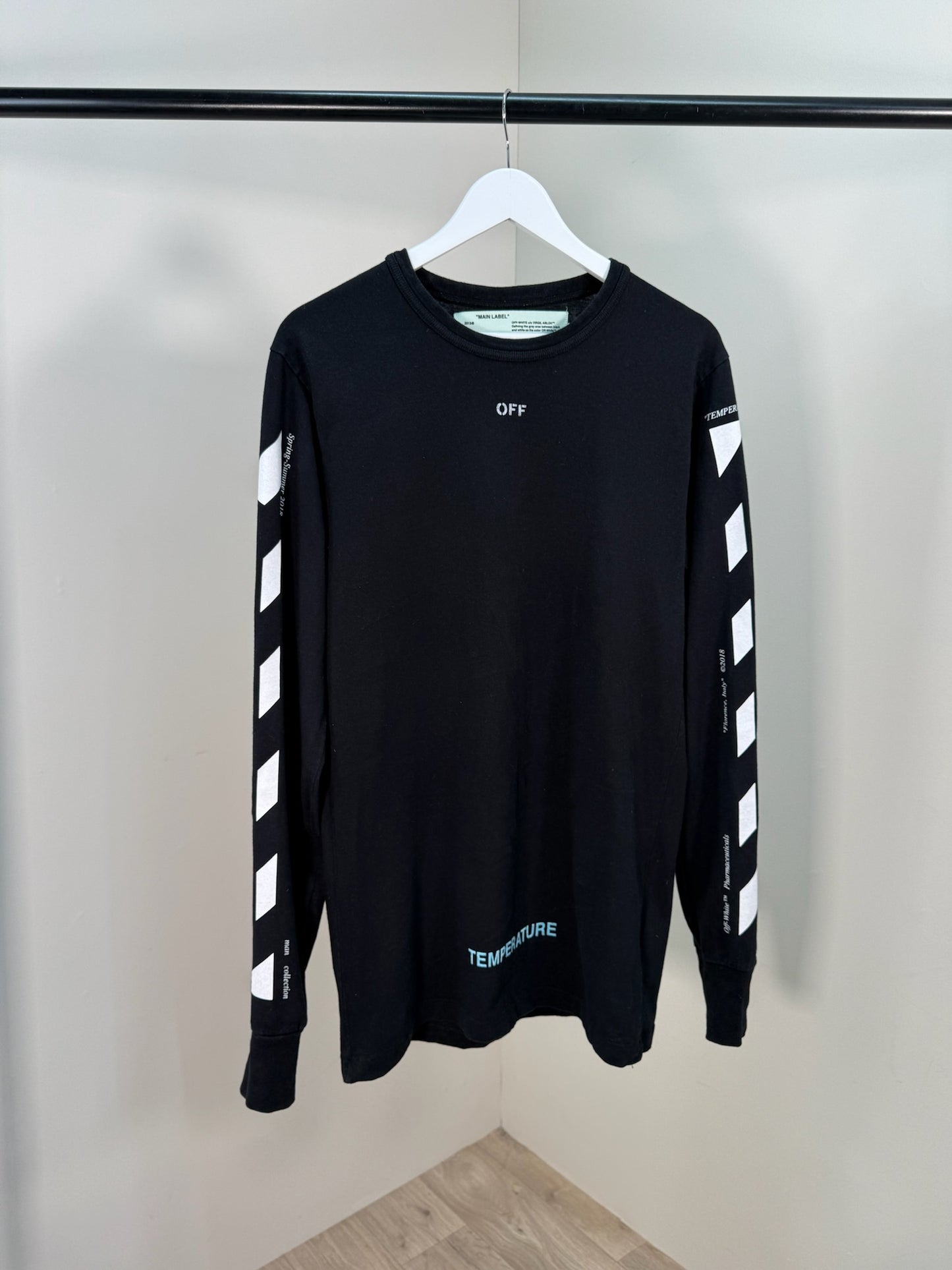 Off-White Black Long Sleeve Temp t-shirt - Small