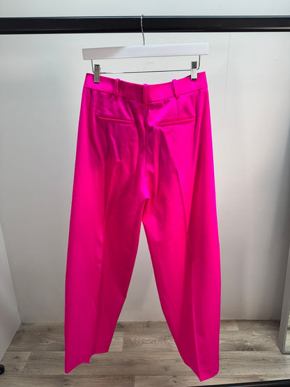 The Attico Pink Suit Jacket And Trouser Set – IT 40 8-10