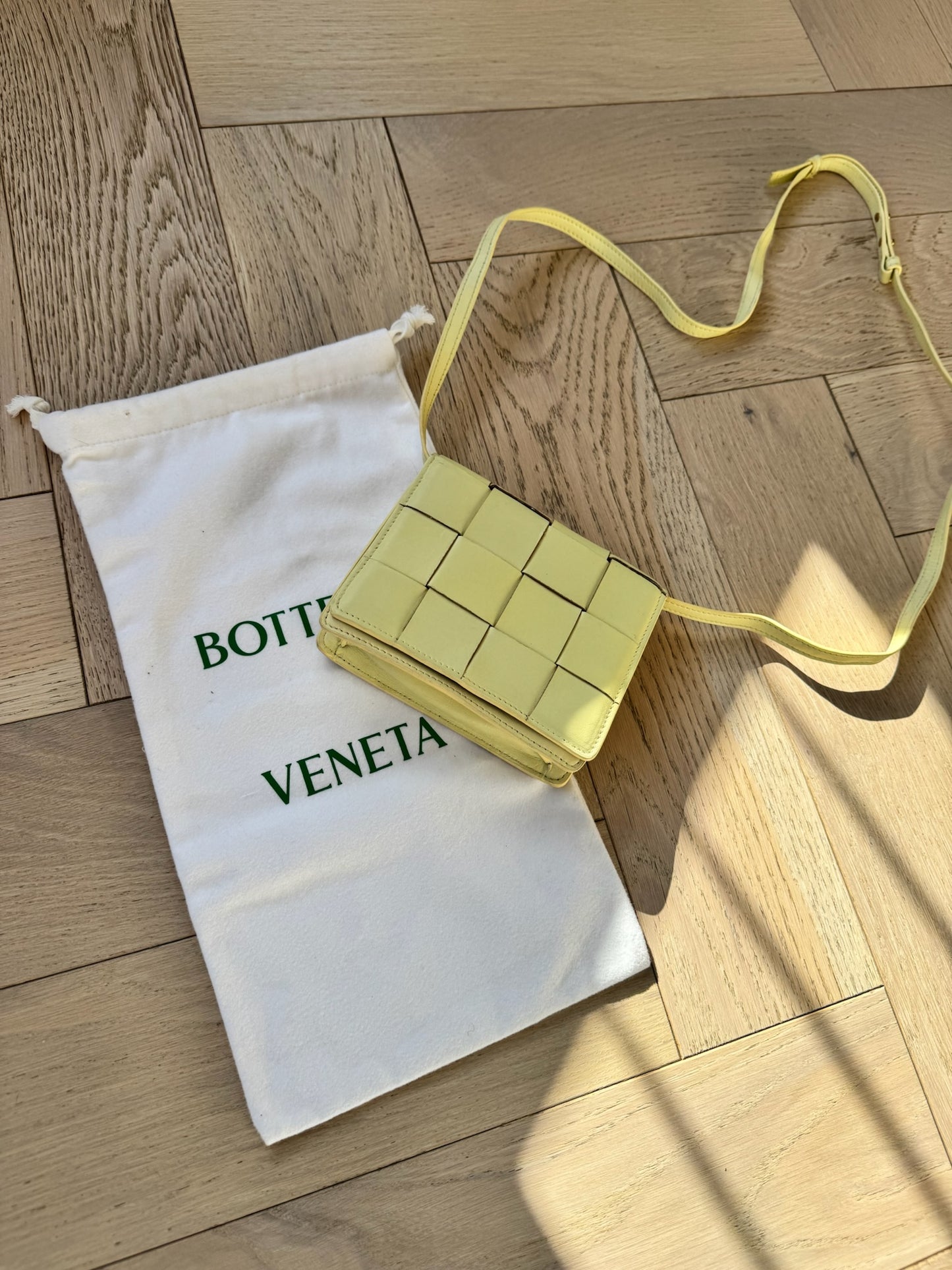 Bottega Veneta Lime Cassette Leather Bag
