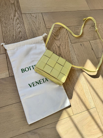 Bottega Veneta Lime Cassette Leather Bag