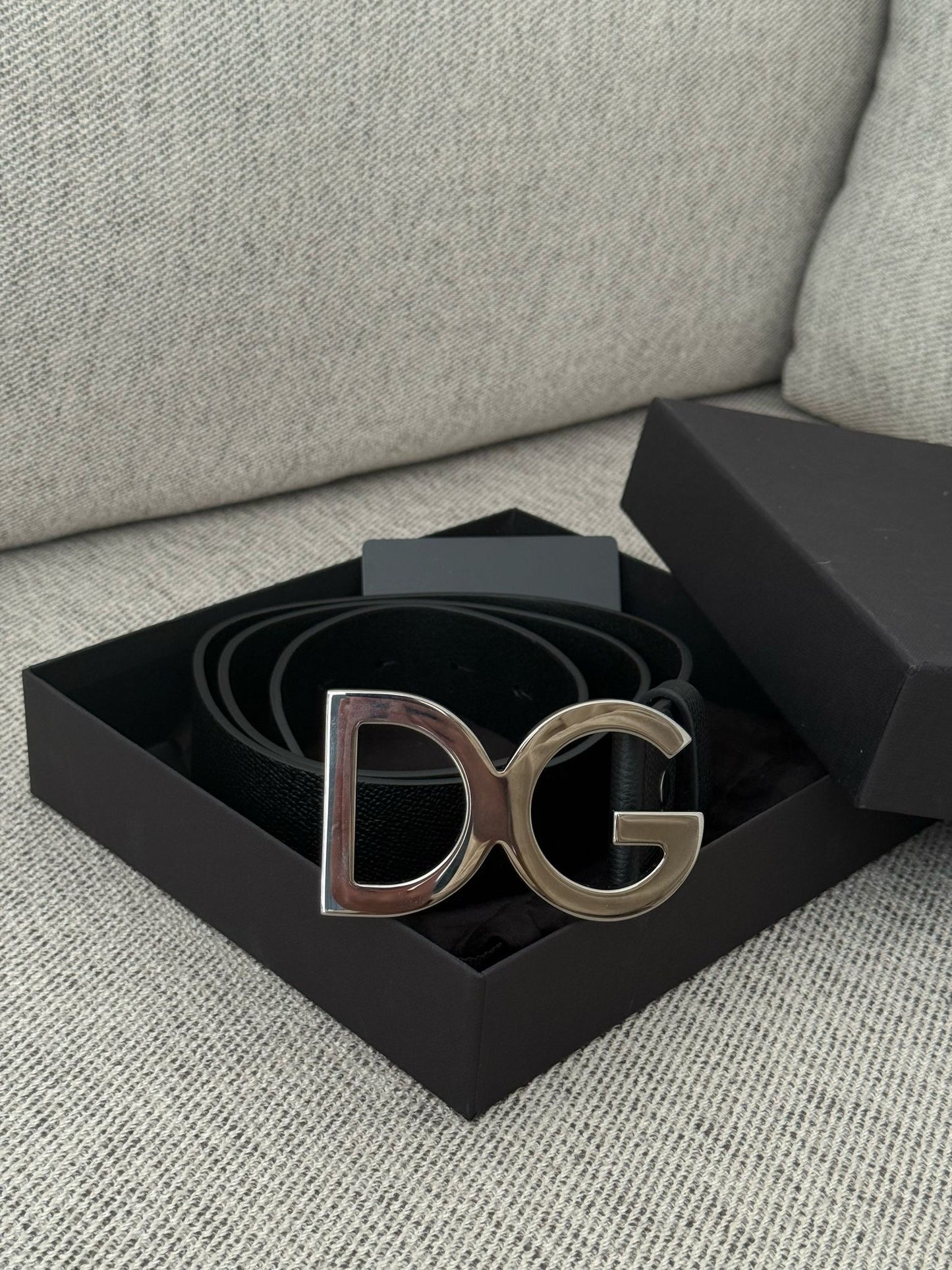 Dolce Gabanna Black DG Silver Belt In Box