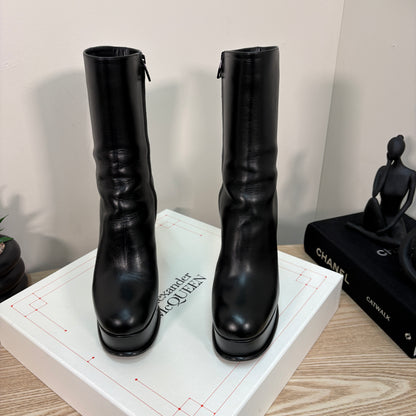 Alexander Mcqueen Black Platform Chunky Boot - 39/UK6
