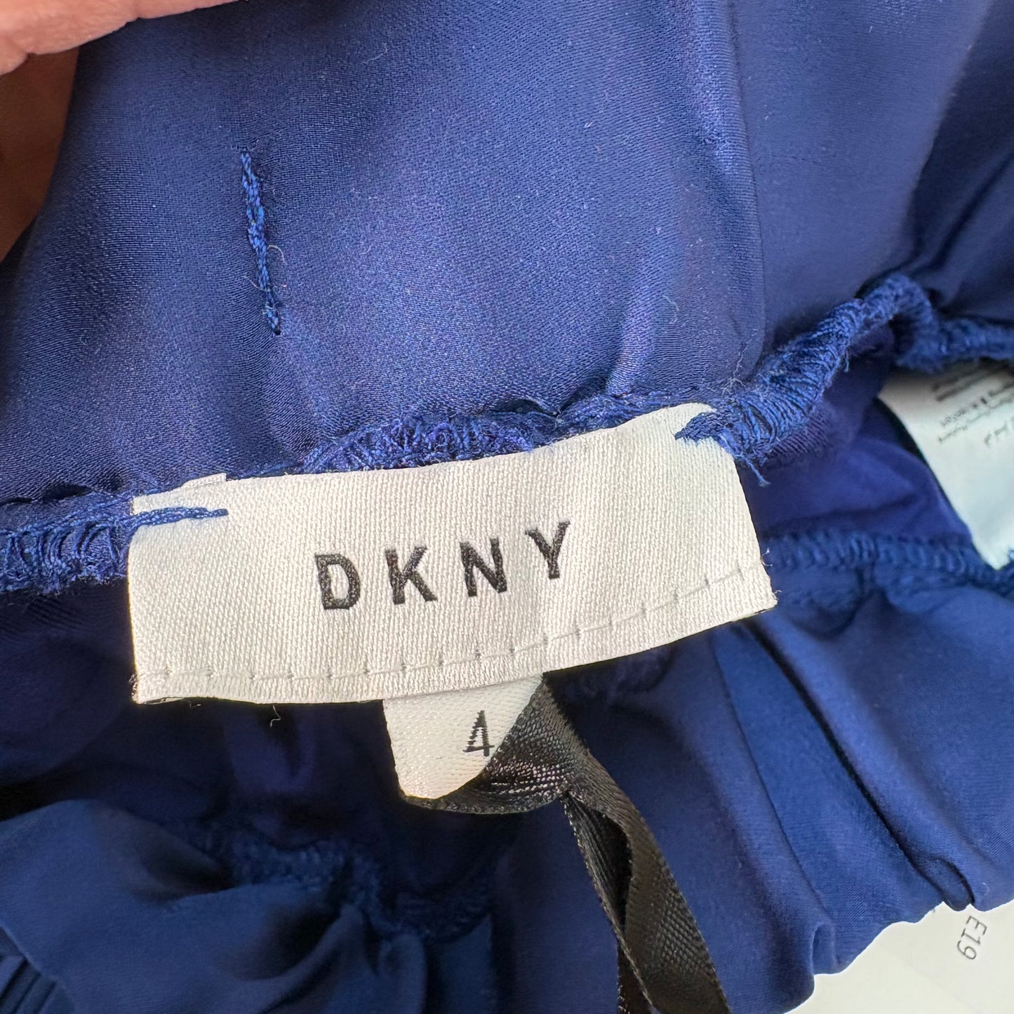 Kids DKNY Navy Pleat Shorts – New In Tags Age 4