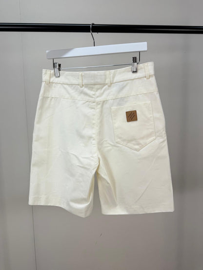 Louis Vuitton White LV Multi Logo Chino Shorts New in Tags - 46 UK XS