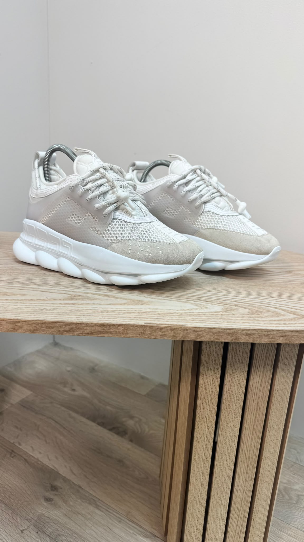 Versace Chain Reaction White Trainers – EU39 / UK6