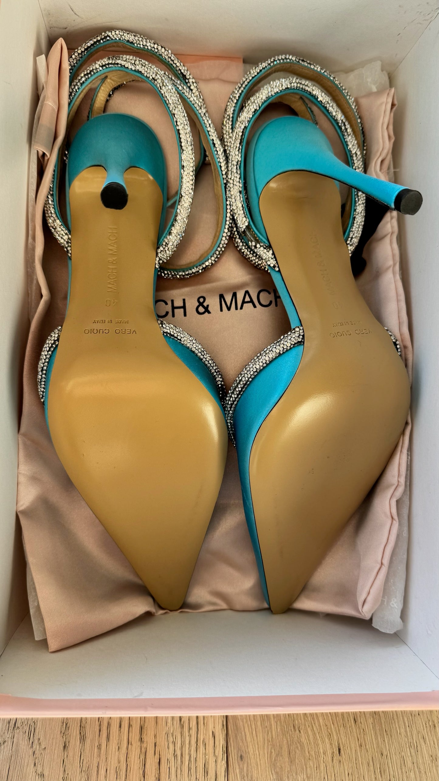 Mach & Mach Mach & Mach Crystal Heart Pointed Toe Pumps Blue Satin – EU 40/UK7