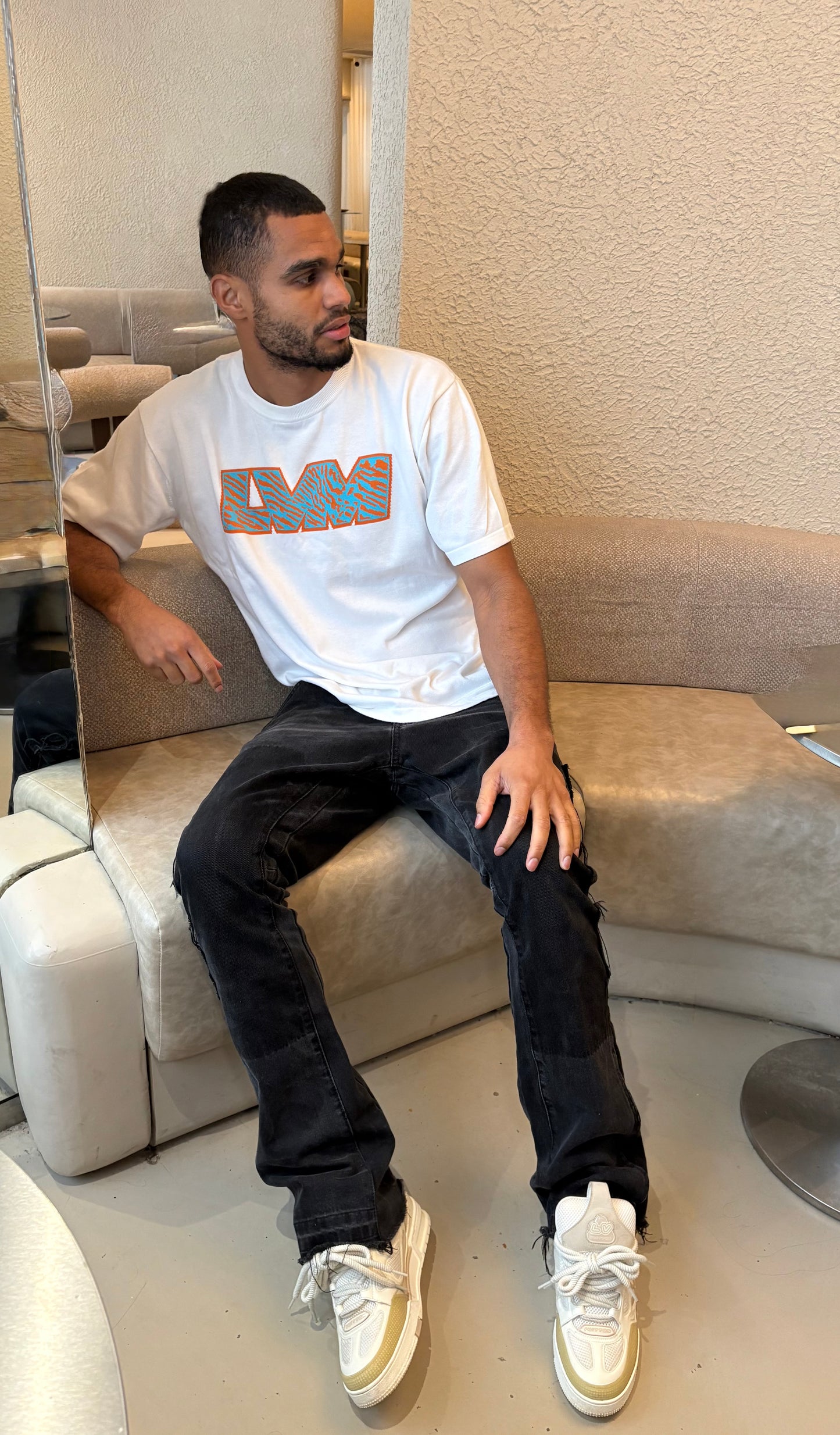 Louis Vuitton White 'LVM' Intarsia T-Shirt – XXL