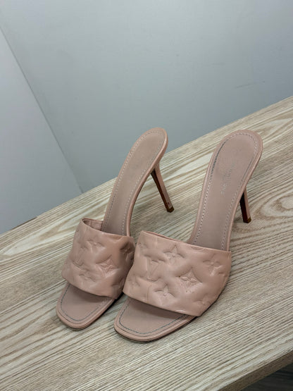 Louis Vuitton Dusty Pink Revival Mogogram Heels - UK 7