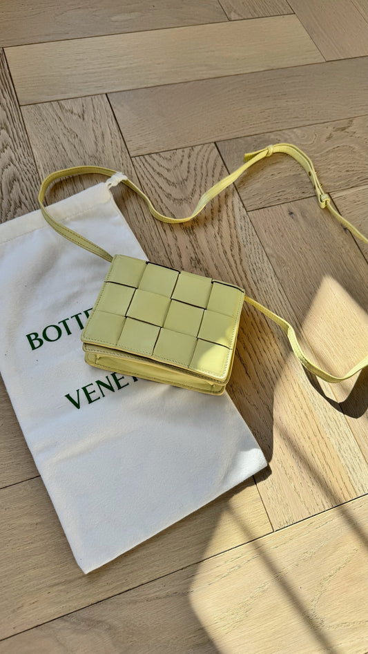 Bottega Veneta Lime Cassette Leather Bag