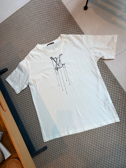 Louis Vuitton White LV Pendant Embroidery T-Shirt – XXL