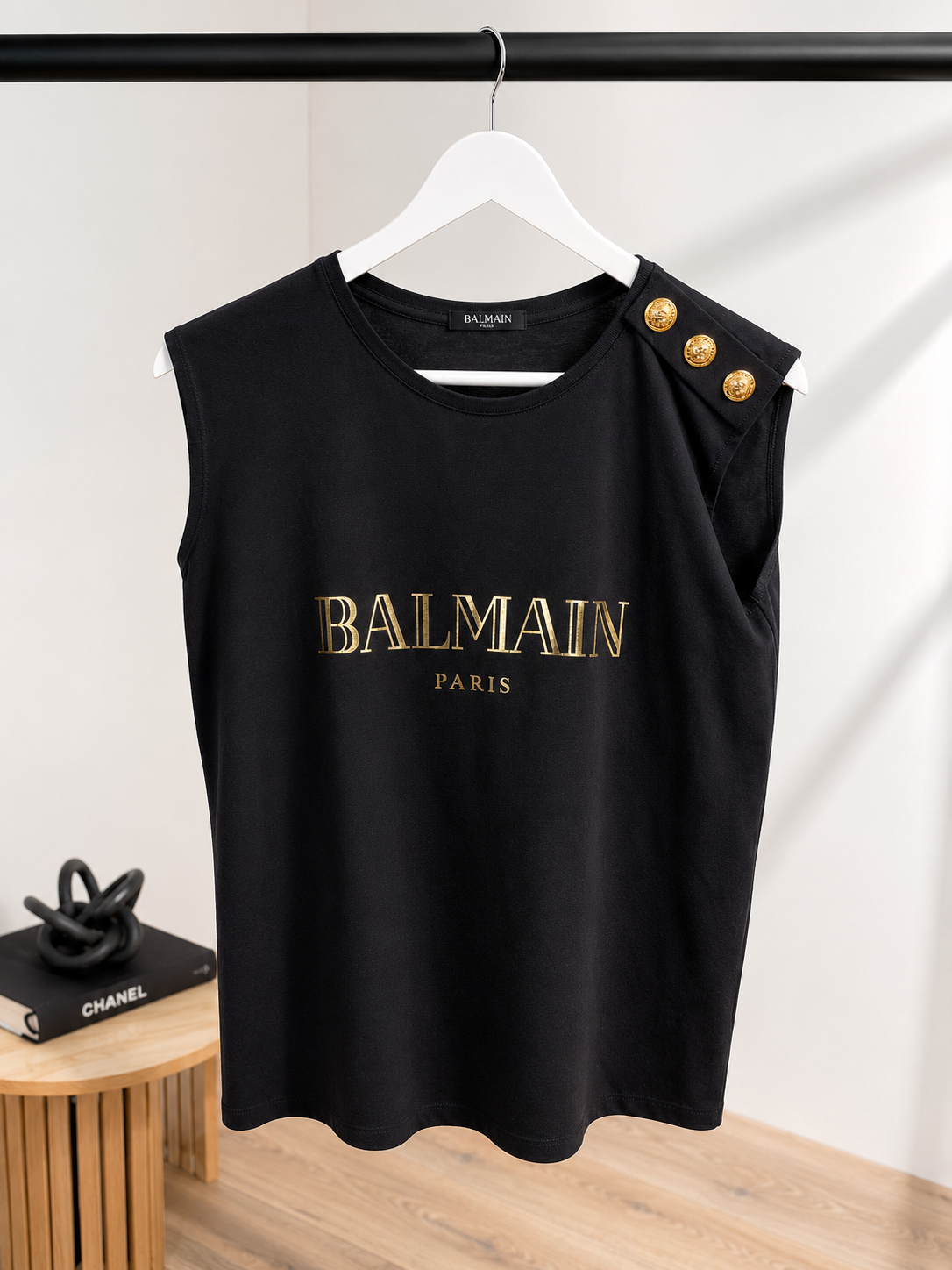 Balmain Black Gold Logo T-Shirt With Gold Buttons – IT 38