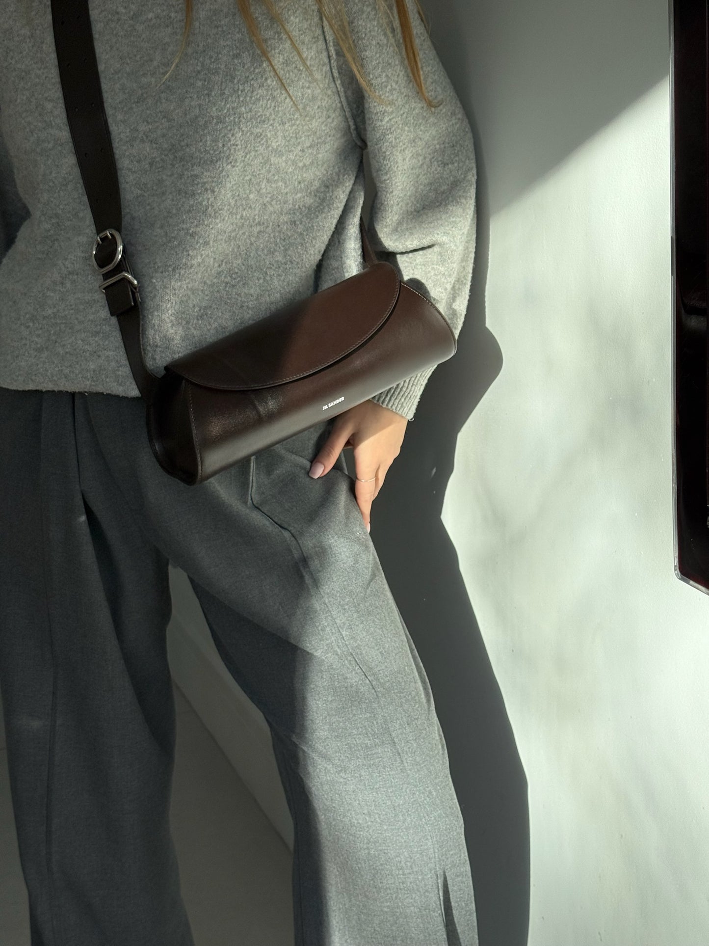 Jil Sanders Cannolo Leather Shoulder bag in Chocolate