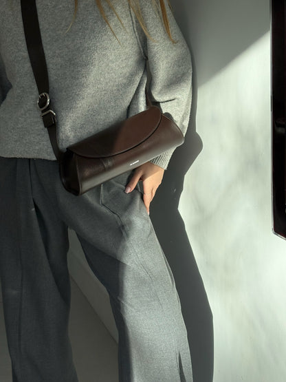Jil Sanders Cannolo Leather Shoulder bag in Chocolate