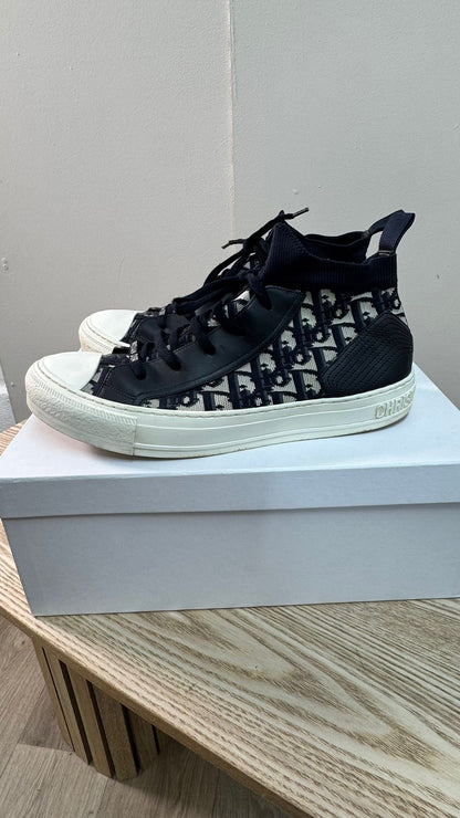 Dior Walk'N'Dior Deep Blue Oblique Trainers – EU 43/UK 9