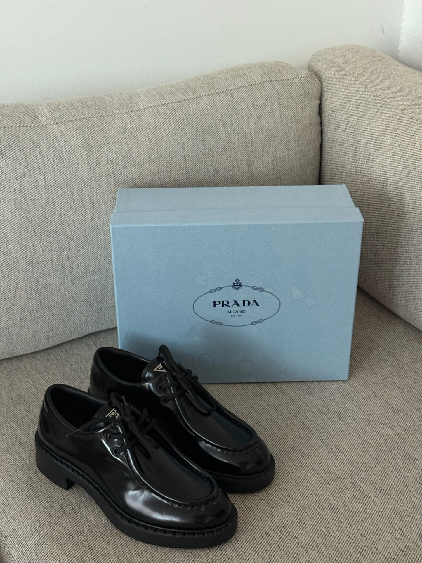 Prada Black Lace Up Loafers - Brand New 39/UK6