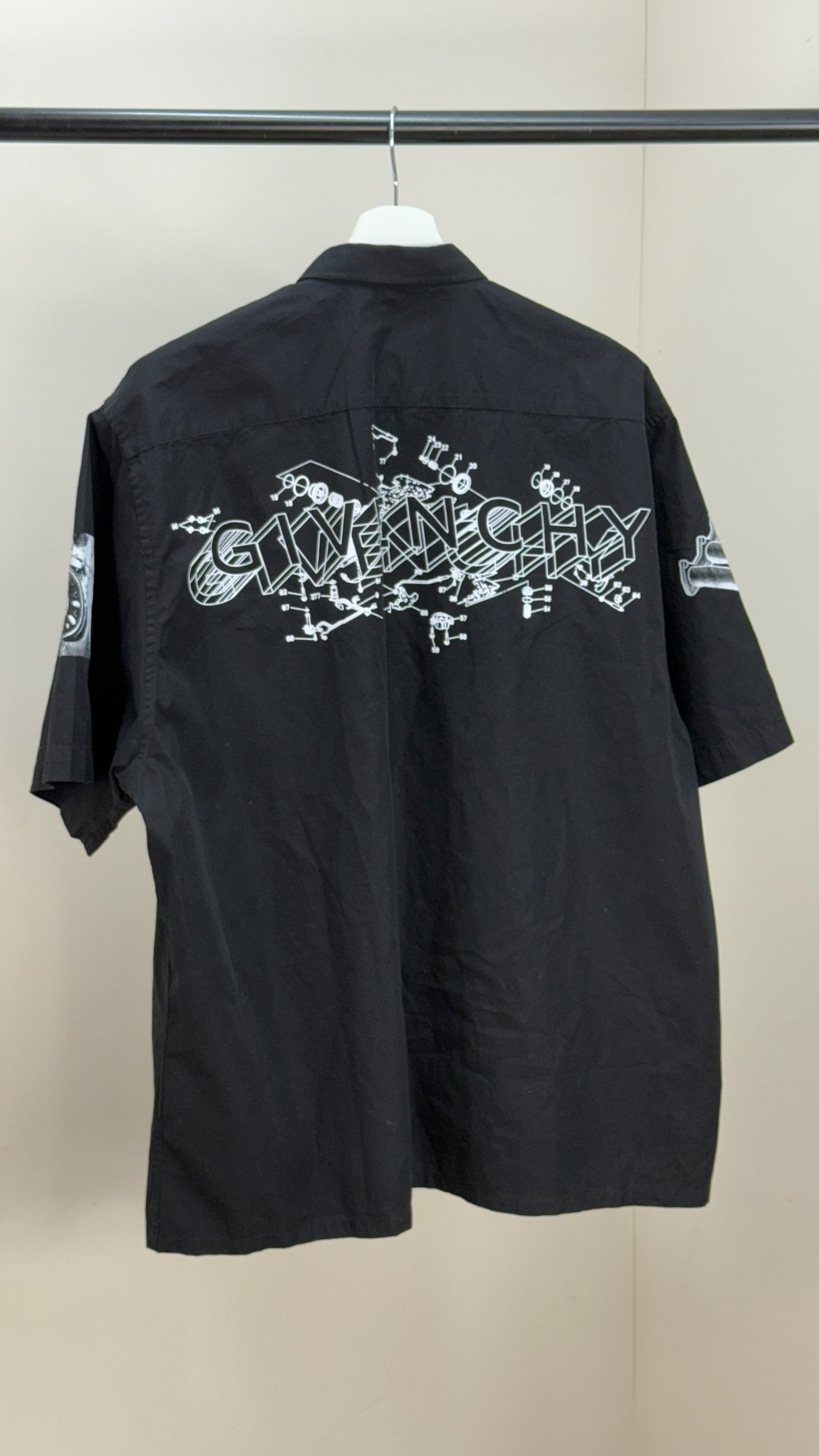 Givenchy Black Schematic Graphic Sports Shirt - 39