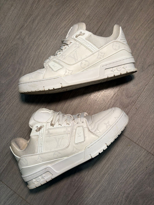 Louis Vuitton White Monogram LV Trainer – UK 7.5