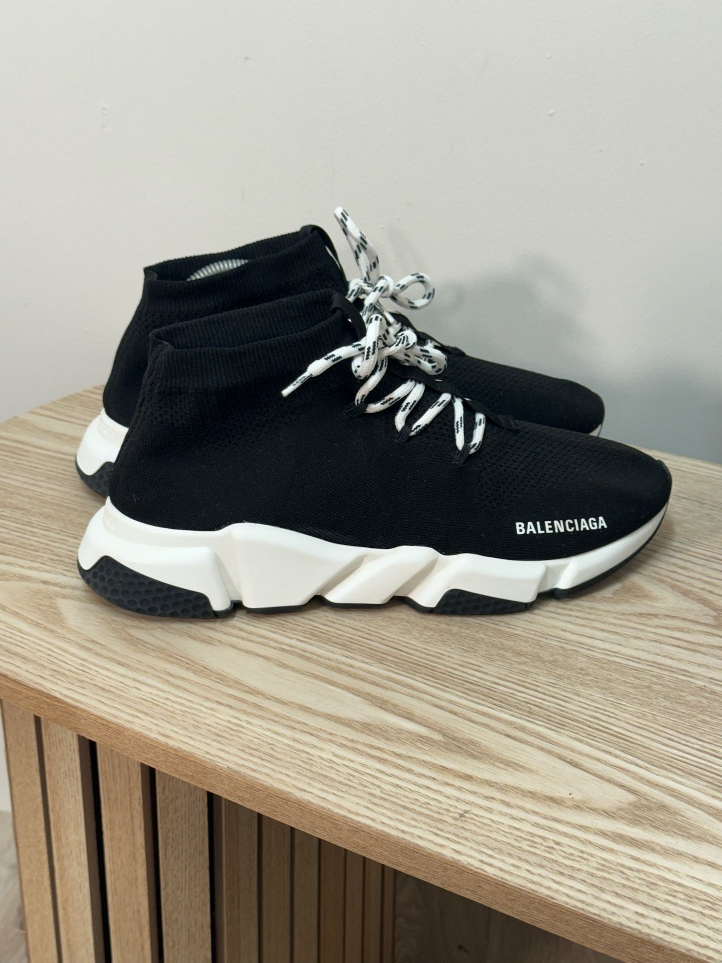 Balenciaga Black And White Speed Trainers - Uk 9