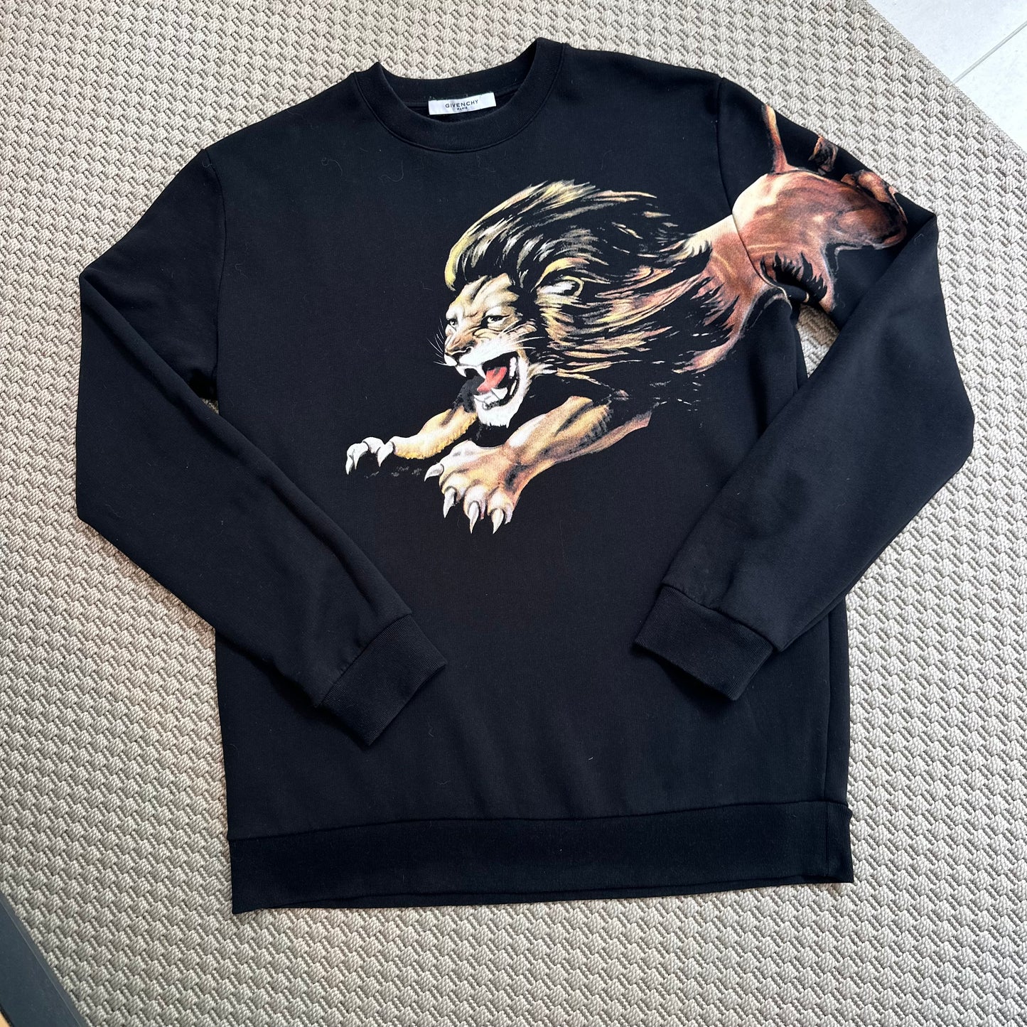 Givenchy Black Lion Print Sweatshirt - XL